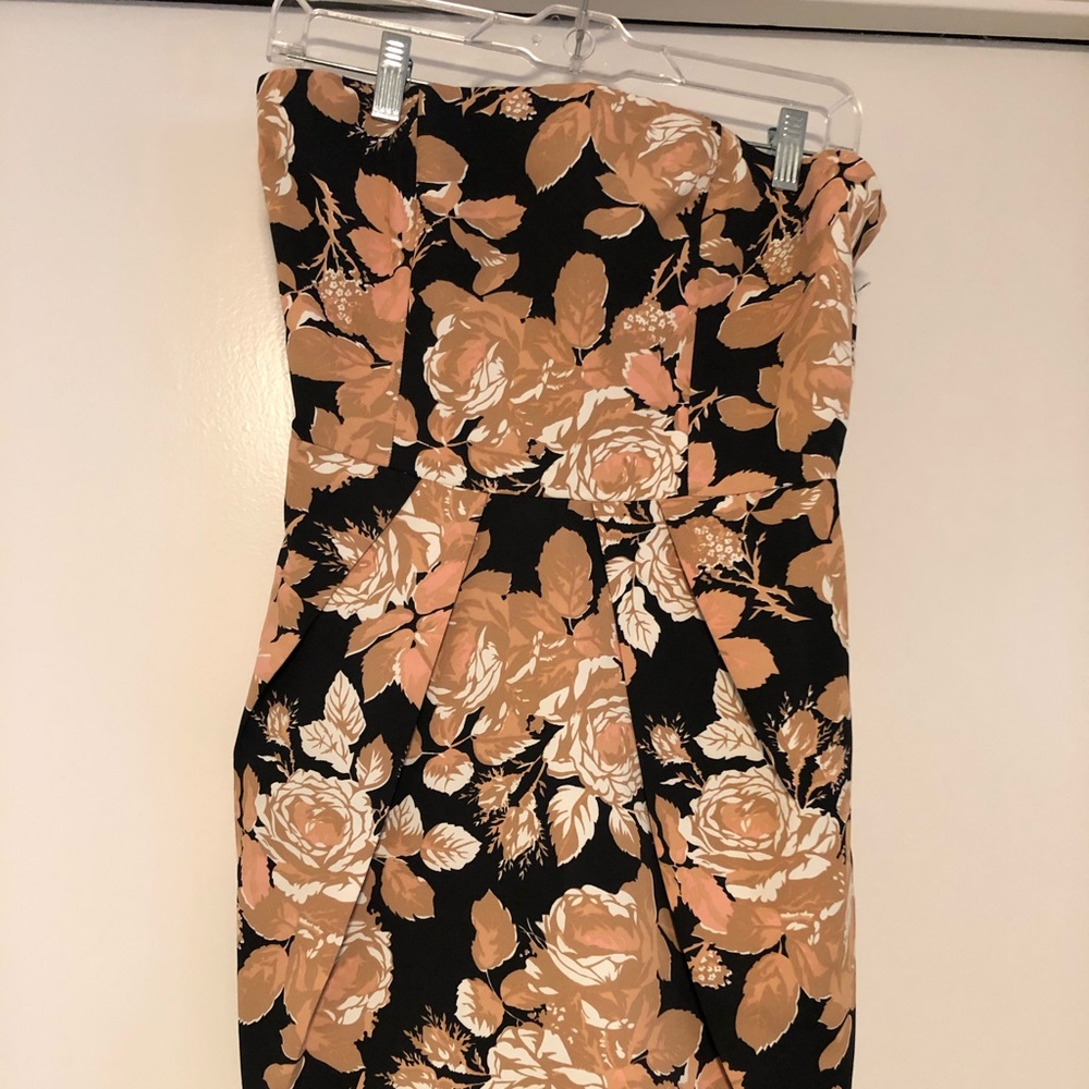 Strapless dress